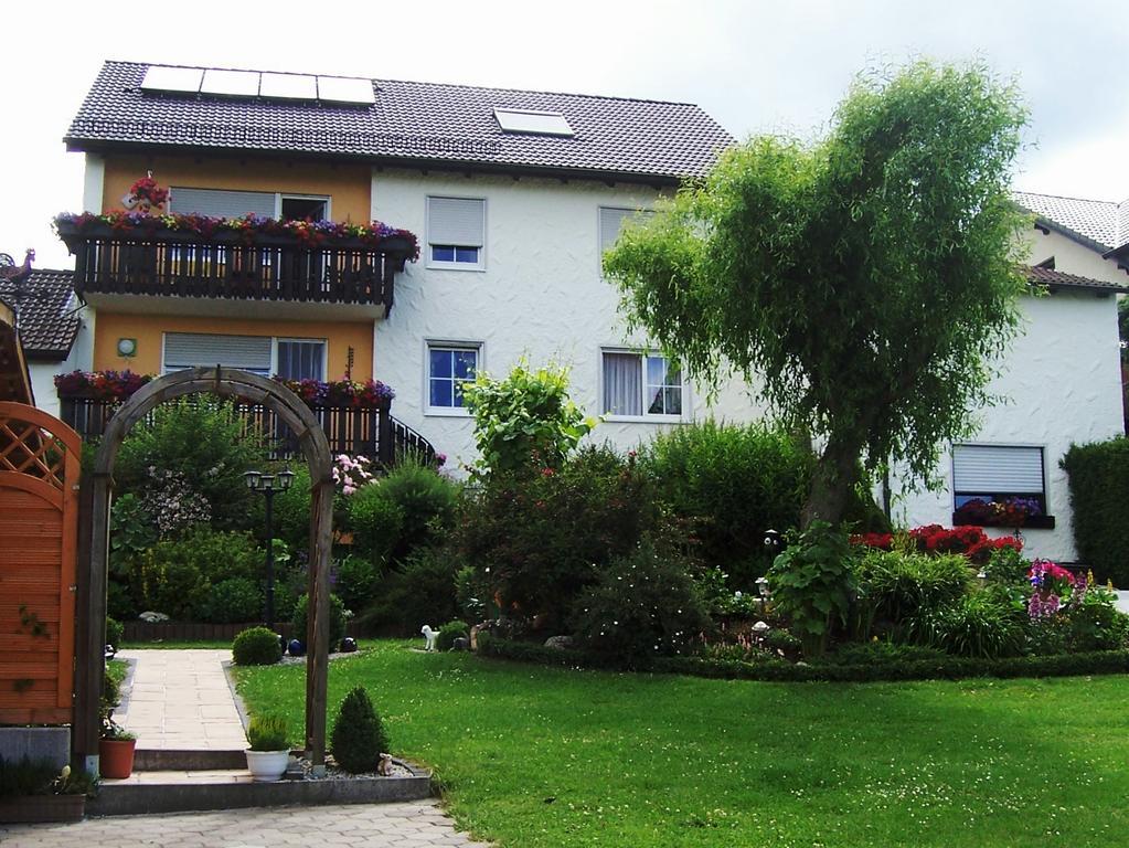 דירות Nemmersdorf Haus Rossner מראה חיצוני תמונה